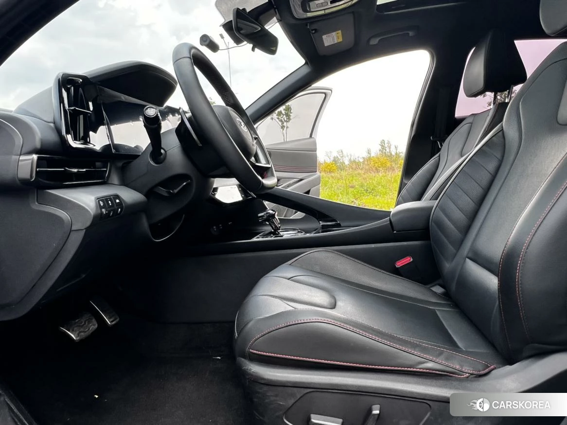 Hyundai Elantra 2022 Белый из Китая
