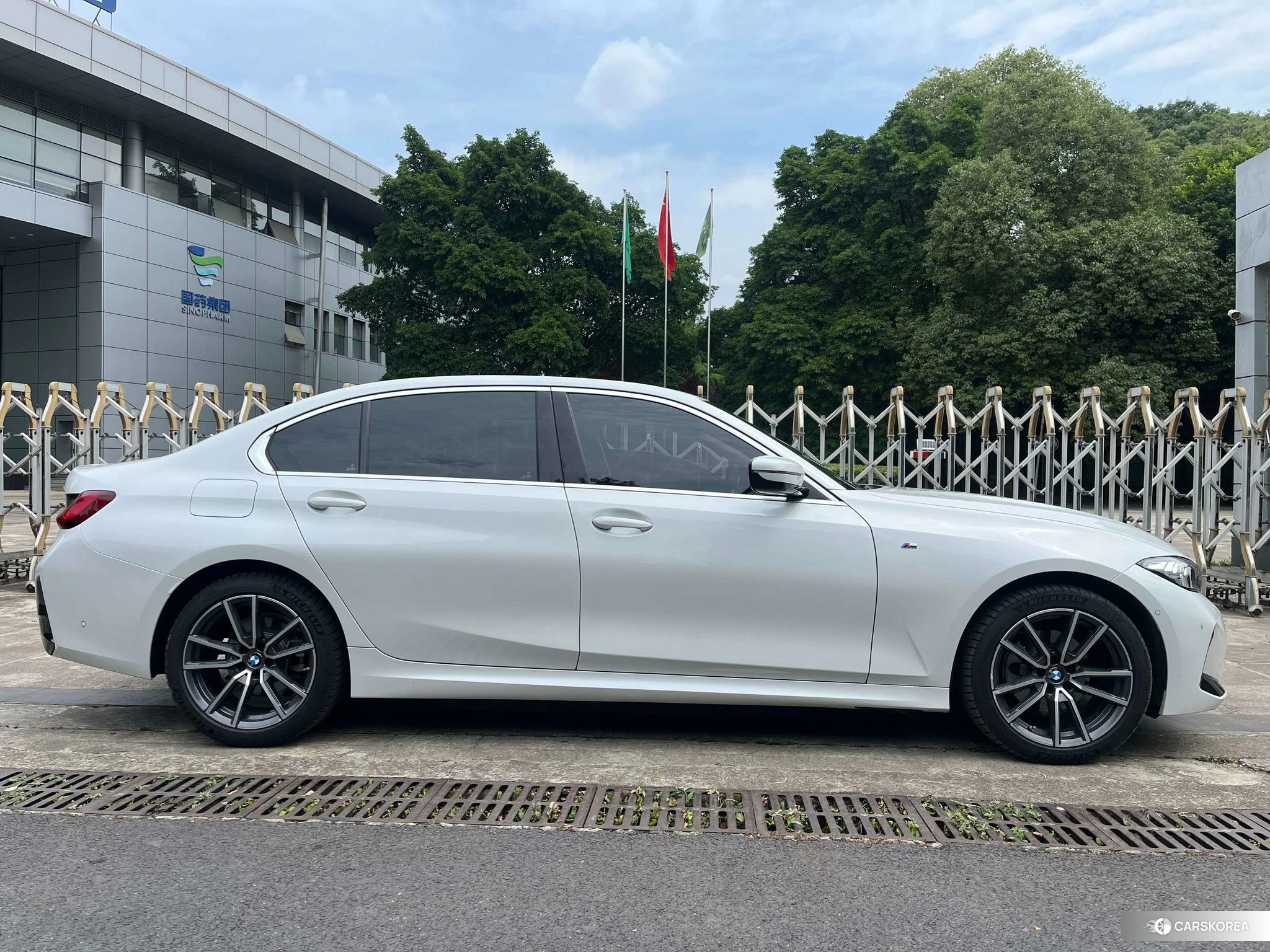 BMW 3 series 2024 Белый из Китая