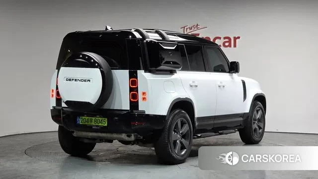 Land Rover Defender (L663) 2024 Белый из Кореи