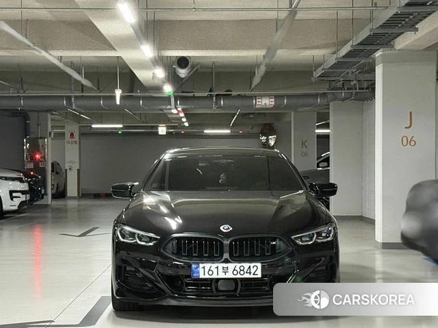 BMW 8 Series (G15) 2023 Черный из Кореи