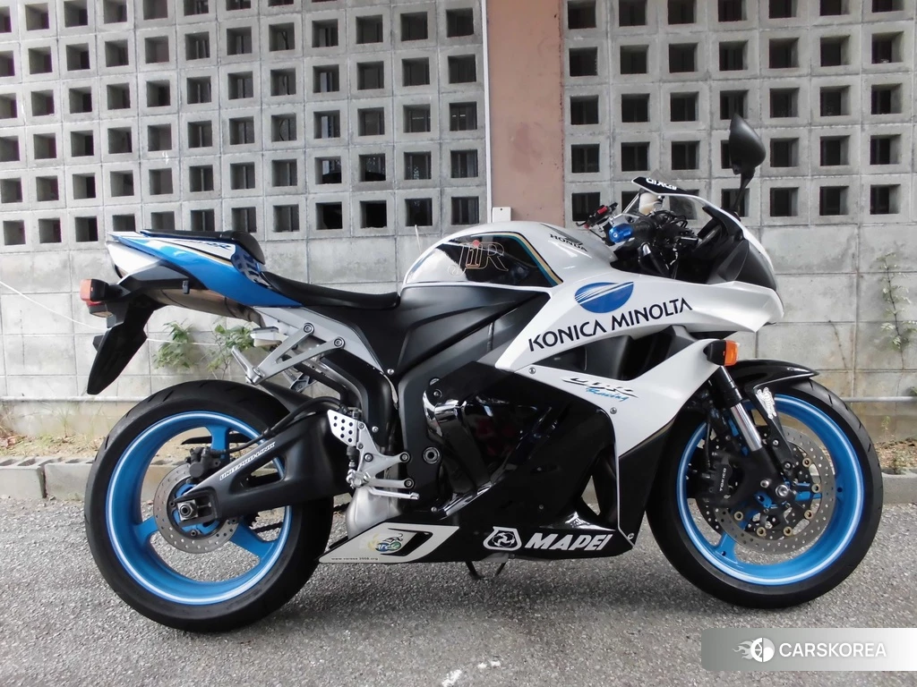 Проданный Honda CBR600RR 2018 из Японии, фото 2