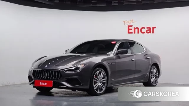 Maserati Ghibli 2019 Серый из Кореи
