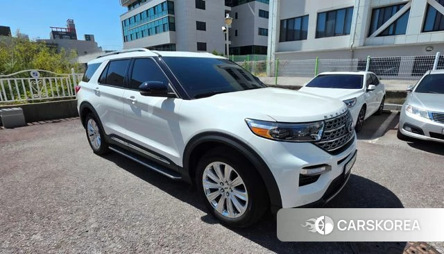 Ford Explorer 6th Generation 2021 Белый из Кореи