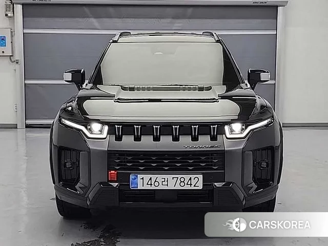 Ssangyong Torres 2024 Черный из Кореи