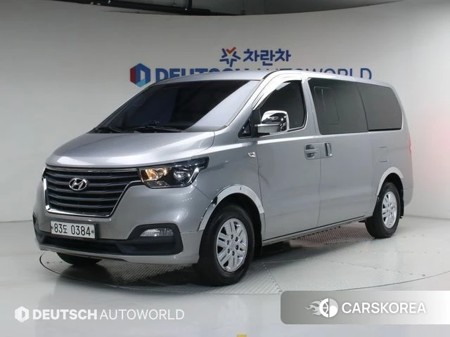 Hyundai The New Grand Starex 2018 Серый из Кореи