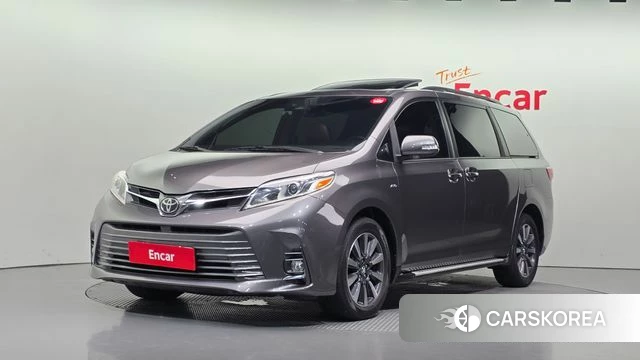 Toyota Sienna 2018 Серый из Кореи