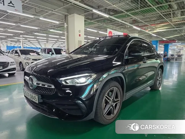 Mercedes-Benz GLA - Class H247 2023 Черный из Кореи