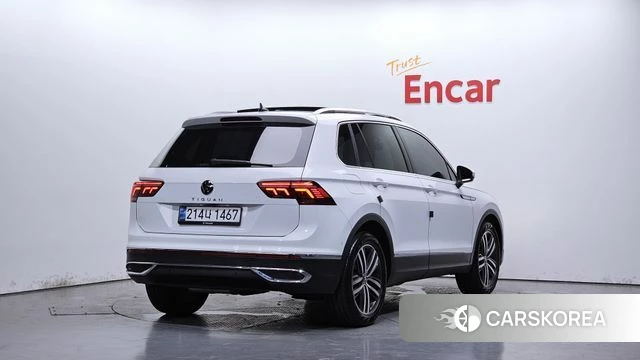 Volkswagen Tiguan second Generation 2024 Белый из Кореи