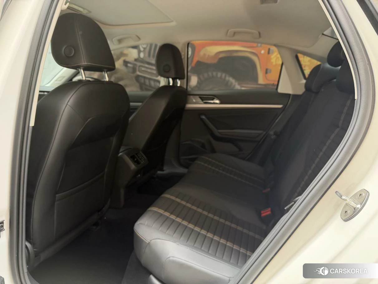 Volkswagen Lavida 2018 Белый из Китая