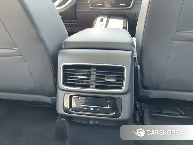 Volkswagen Range patrol 2023 Белый из Китая