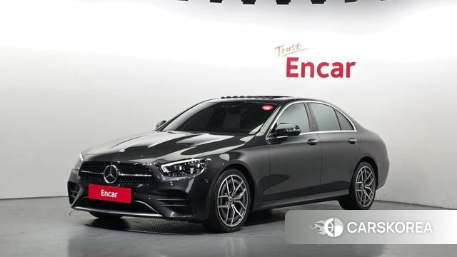 Mercedes-Benz E-Class W213 2021 Серый из Кореи