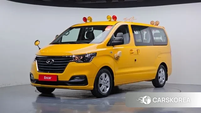 Hyundai The New Grand Starex 2018 Желтый из Кореи