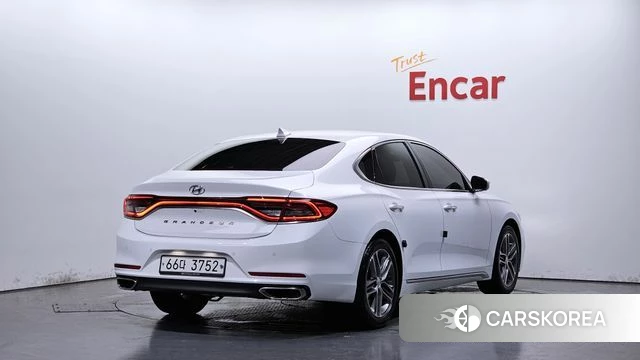 Hyundai Grandeur IG 2019 Белый из Кореи