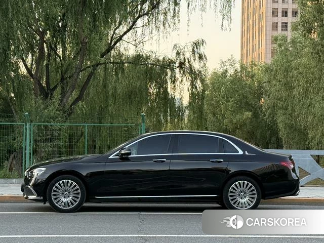 Mercedes-Benz E-class 2021 Черный из Китая