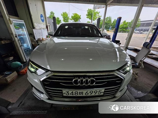 Audi A6 (C8) 2020 Белый из Кореи