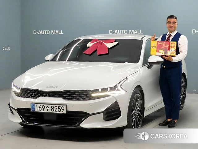 Kia K5 3rd generation 2023 Белый из Кореи