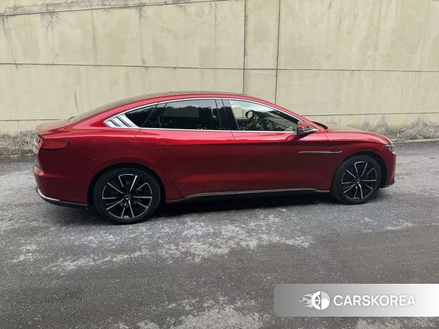 BYD Han EV 2021 Красный из Китая