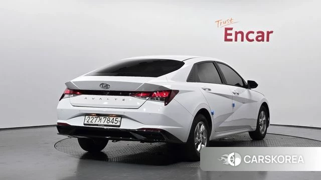 Hyundai Avante (CN7) 2020 Белый из Кореи