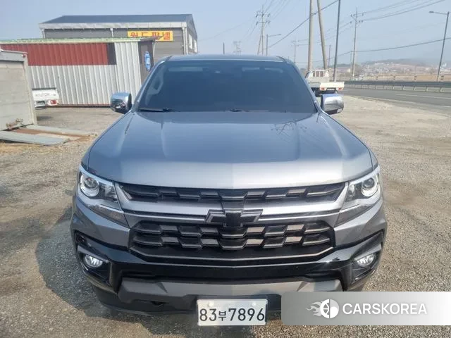 Chevrolet (GM Daewoo) Real New Colorado 2023 Серый из Кореи