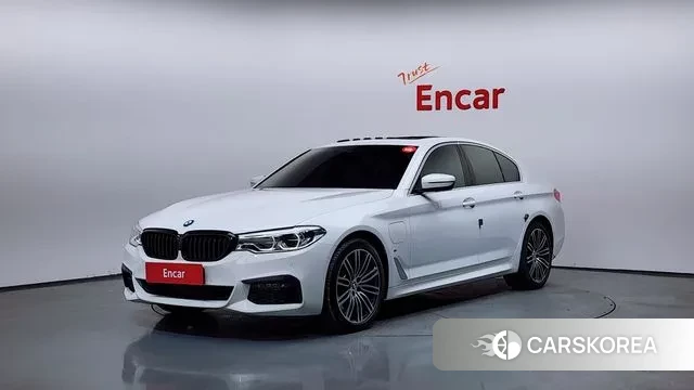BMW 5 Series (G30) 2020 Белый из Кореи