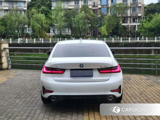 BMW 3 series 2021 Белый из Китая