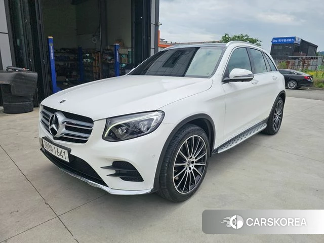 Mercedes-Benz GLC-Class X253 2019 Белый из Кореи