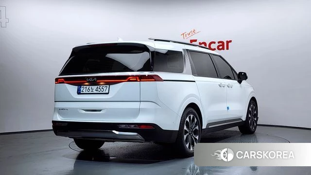 Kia Carnival 4th generation 2023 Белый из Кореи