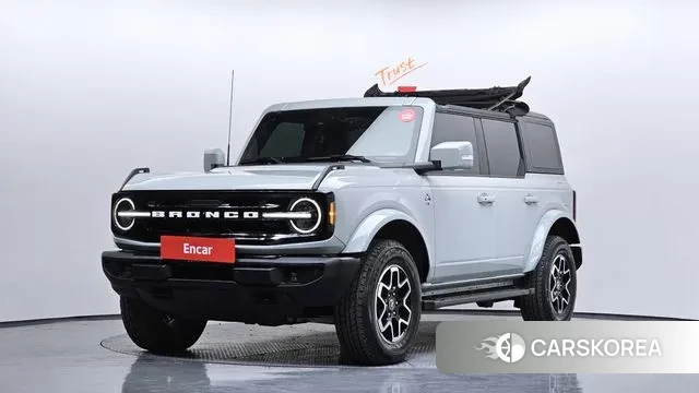 Ford Bronco 6th Generation 2023 Цвет галактики из Кореи