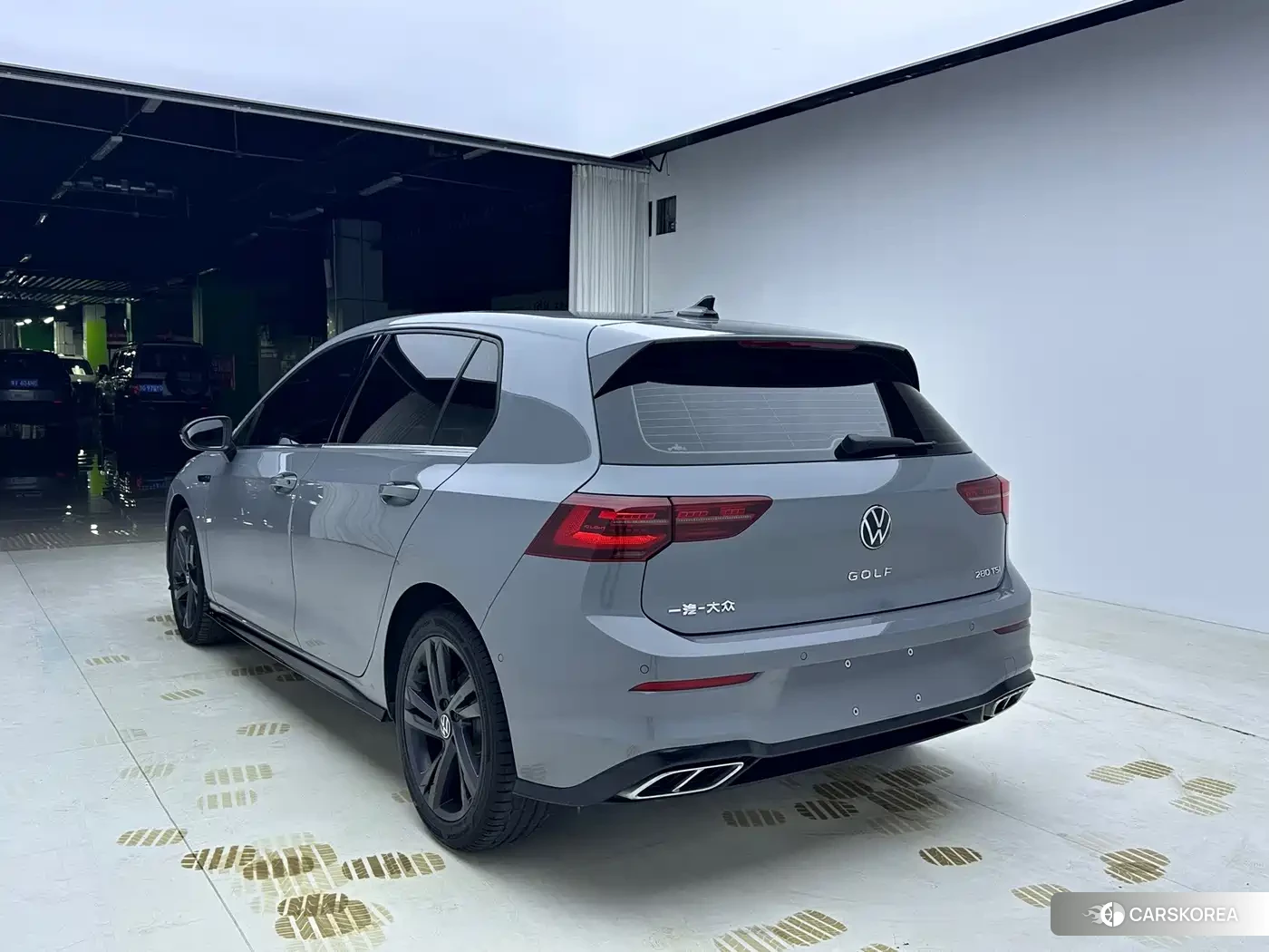 Volkswagen Golf 2023 Silver/gray из Китая