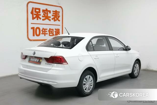 Volkswagen Santana 2019 Белый из Китая
