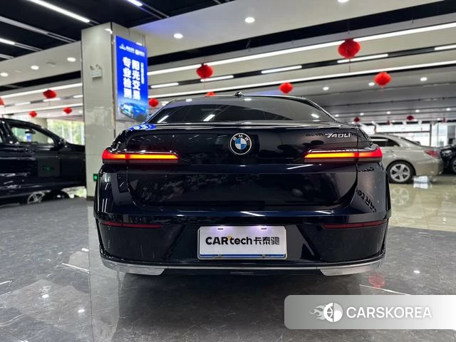 BMW 7 series 2023 Черный из Китая
