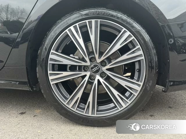 Audi A6L 2024 Черный из Китая