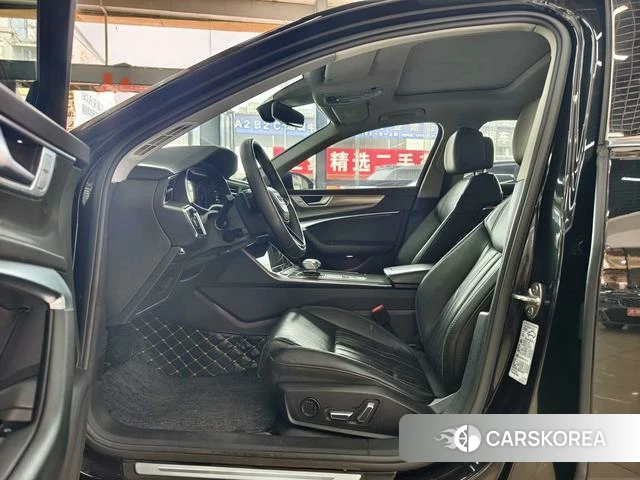 Audi A6L 2023 Черный из Китая