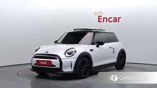 Mini Cooper 2024 Белый из Кореи