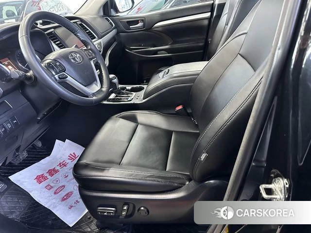 Toyota Highlander 2019 Черный из Китая