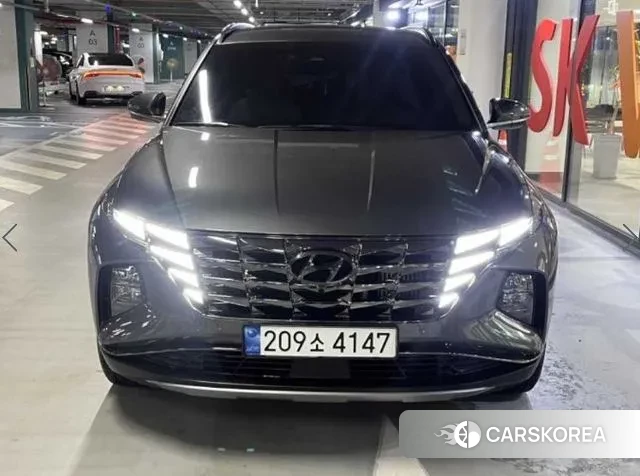 Hyundai Tucson (NX4) 2023 Серебристо-серый из Кореи