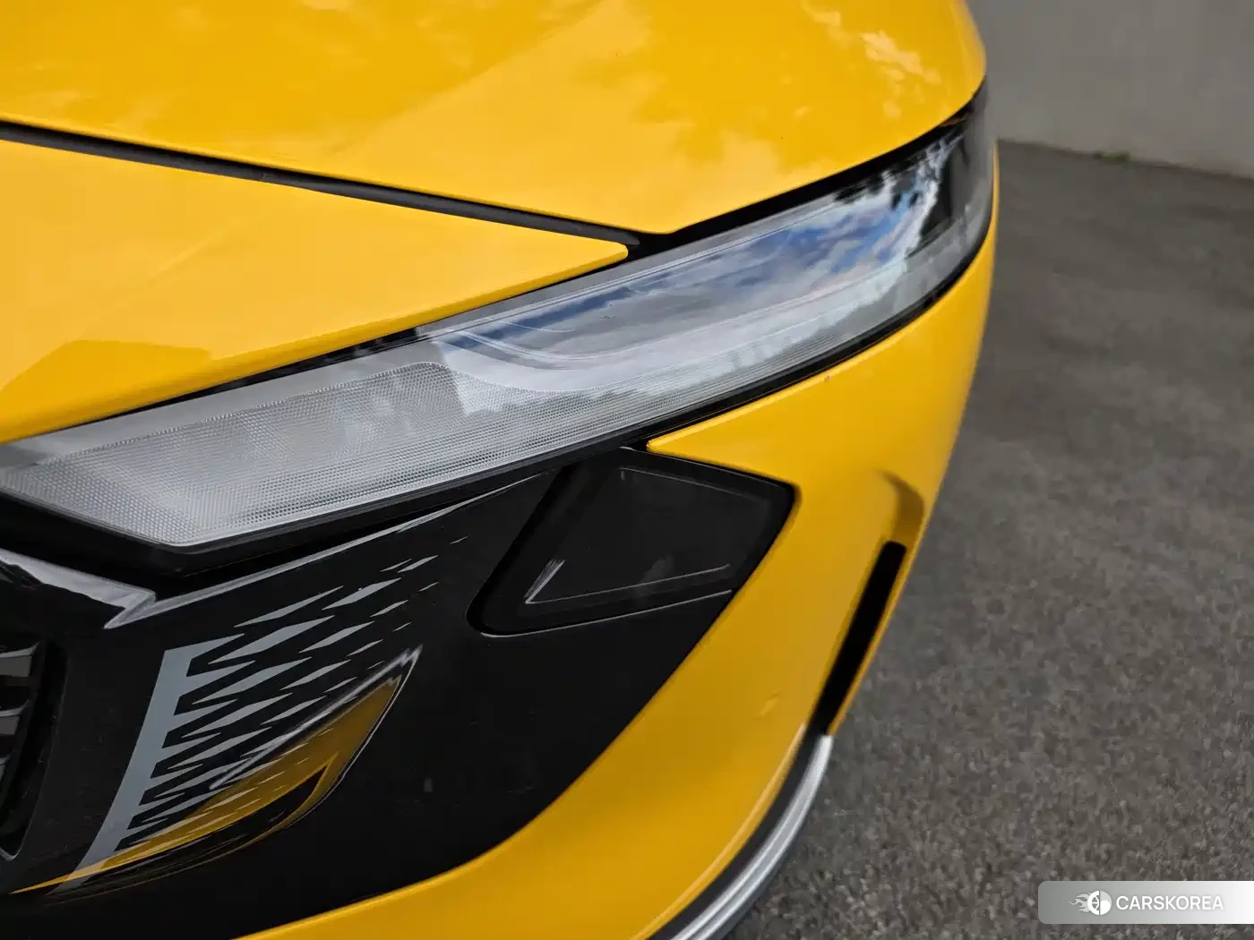 Mazda EZ-6 2024 Yellow/orange из Китая