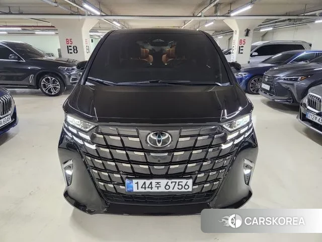 Toyota Alphard 4th Generation 2024 Черный из Кореи