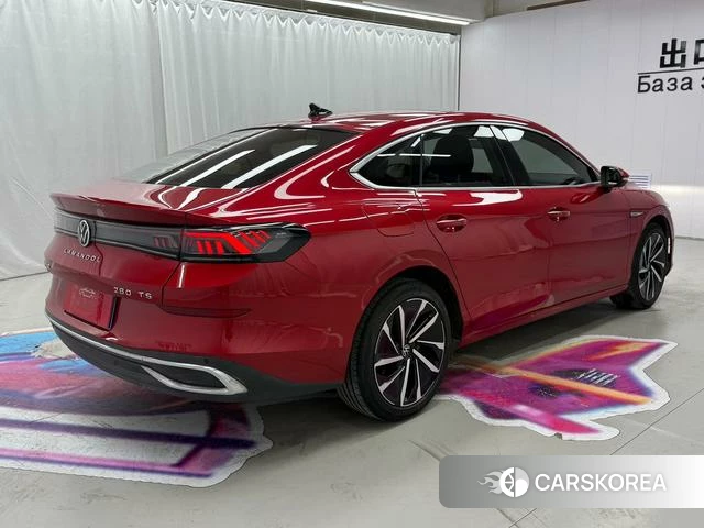 Volkswagen Lingdu 2022 Красный из Китая