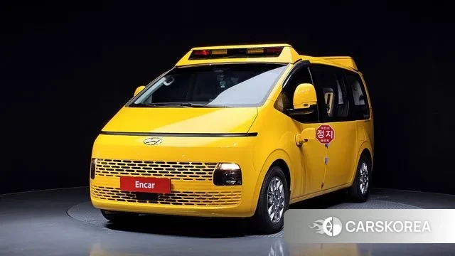 Hyundai Staria 2021 Желтый из Кореи