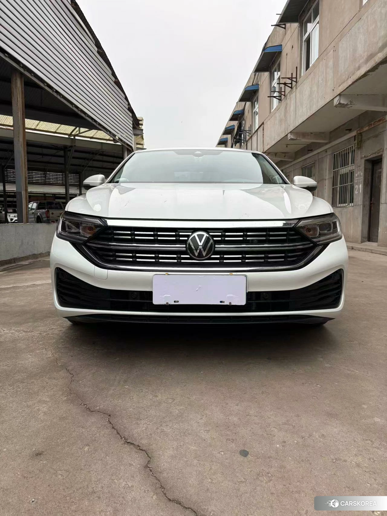 Volkswagen Sagitar 2024 Белый из Китая
