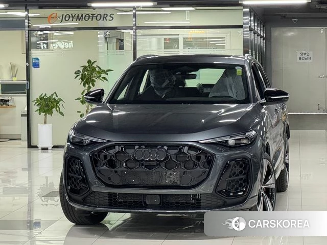 Audi Q5 (80A) 2025 Серый из Кореи