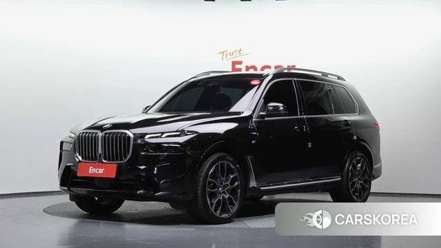 BMW X7 (G07) 2025 Черный из Кореи