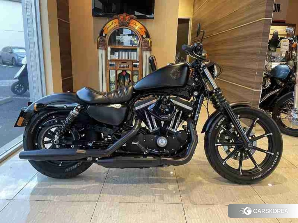 Проданный Harley-Davidson Sportster XL883N 2017 из Японии