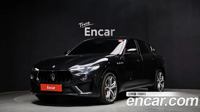 Maserati Levante 2019 Черный из Кореи