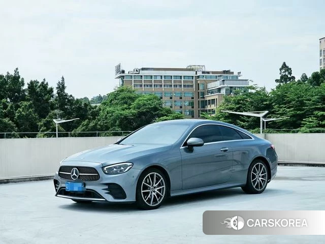Mercedes-Benz E-class (imported) 2021 Серебристо-серый из Китая