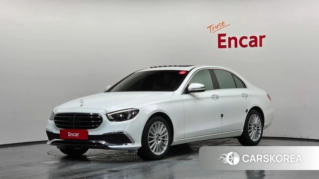 Mercedes-Benz E-Class W213 2021 Белый из Кореи