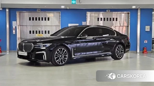 BMW 7 Series (G11) 2020 Черный из Кореи