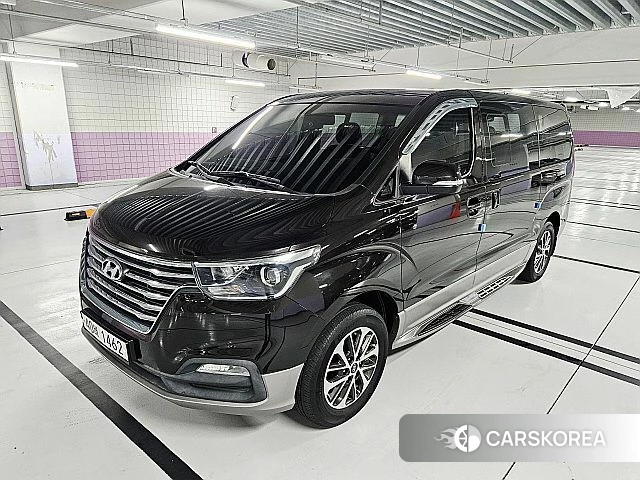 Hyundai The New Grand Starex 2018 Коричневый двухцветный из Кореи