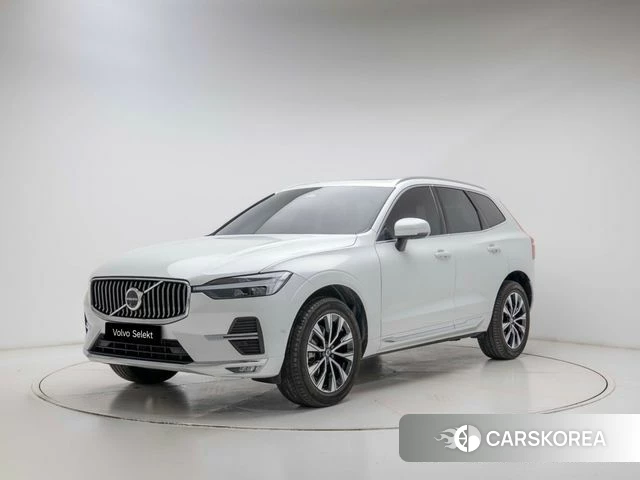 Volvo XC60 second Generation 2023 Белый из Кореи